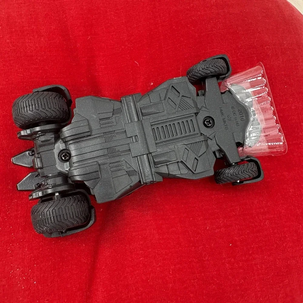 Hallmark 2016 BATMOBILE Batman‎ v Superman Dawn of Justice Keepsake MIB